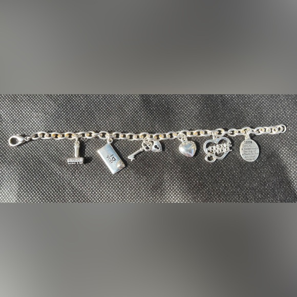 Vintage Cellini Sterling Silver Love Charm Bracelet - Picture 13 of 14